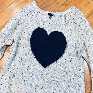 TORRID heart crochet knit sweater grey gray black large 0 winter cozy